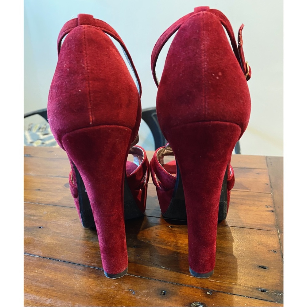 Velvet platform sandals - Picture 3 of 3